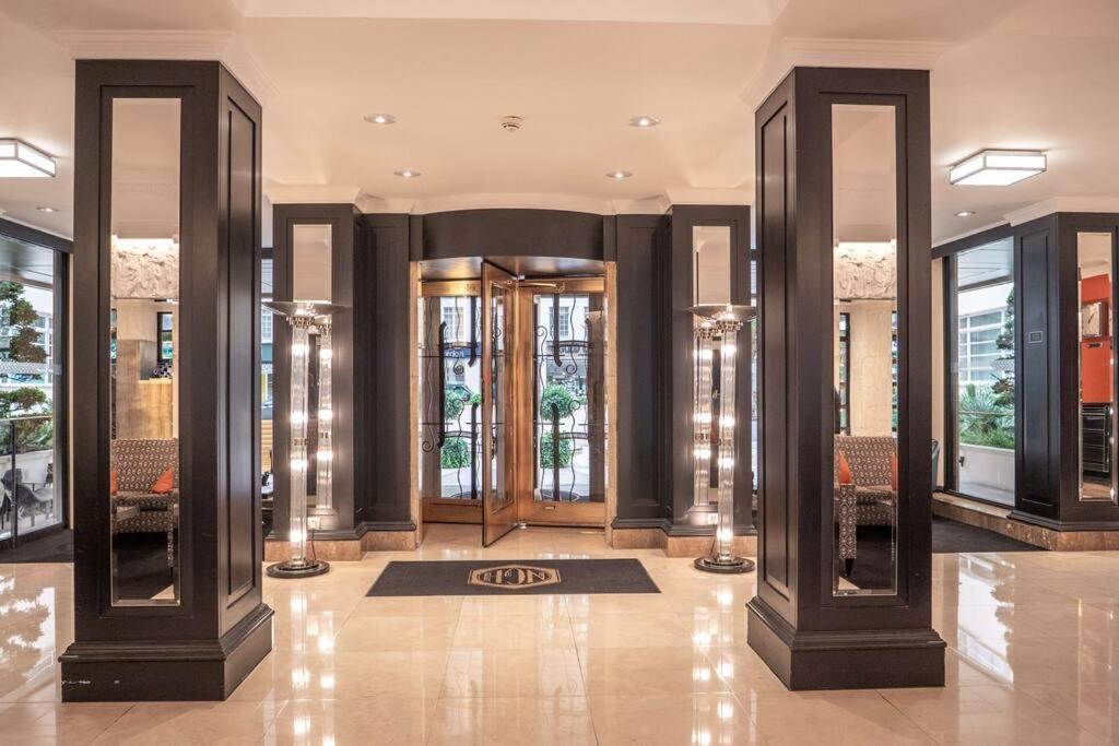 Art-Deco Apartment In Very Popular Chelsea Area Лондон Екстер'єр фото